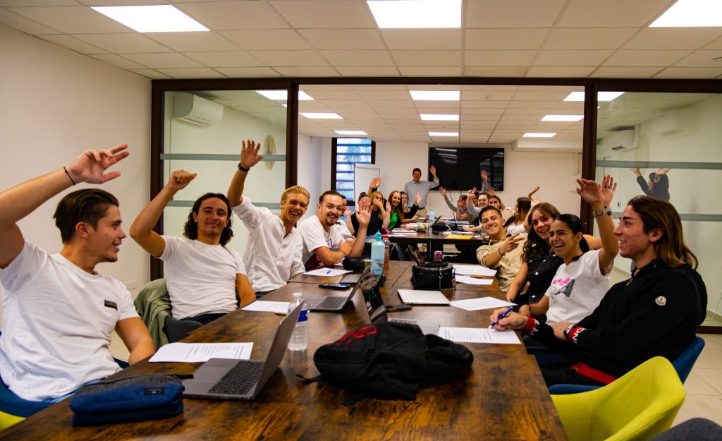 Première rentrée pour la Performance Business School