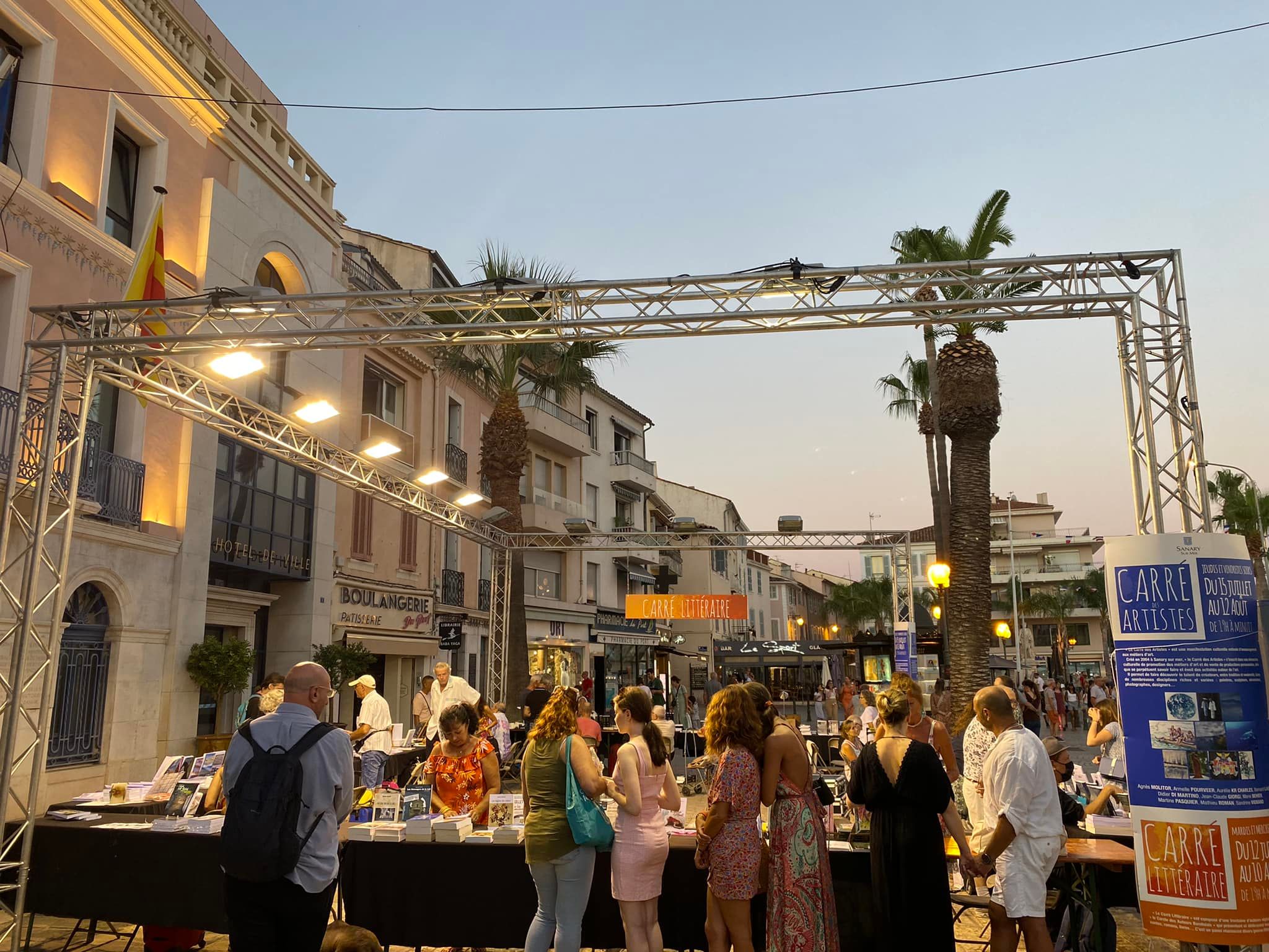 Carré des Artistes et Carré Littéraire