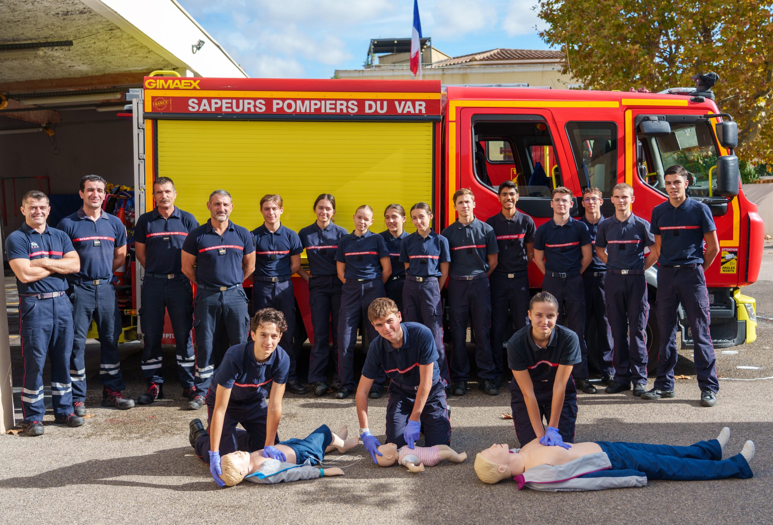 Les Jeunes Sapeurs-Pompiers en formation à Sanary !